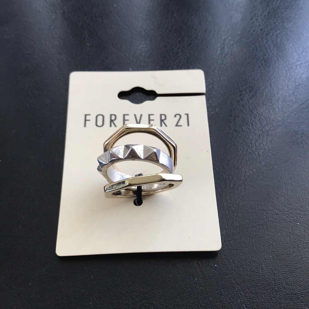 Forever 21 triple ring Sz 7.5